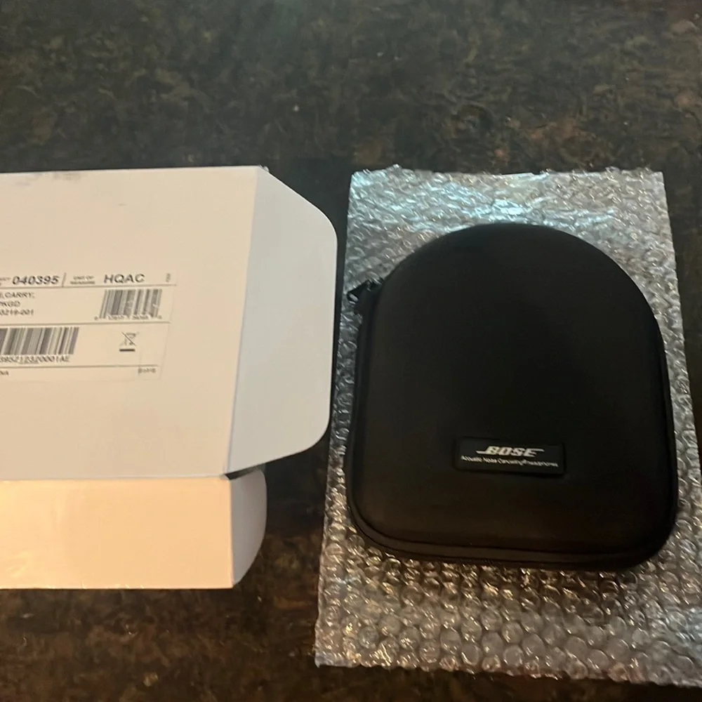 Bose Headset hard carry case.